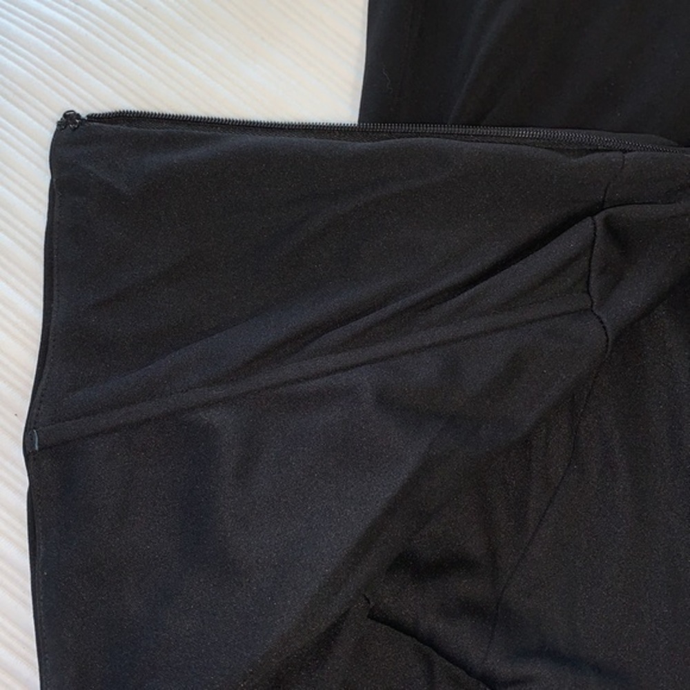 Laundry by Shelli Segal black stretch halter long dress with beading.Size 8. EUC - Picture 11 of 15